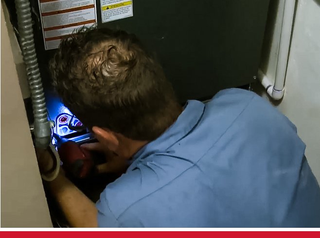 Accurate Heat Pump Repair Mobile Hero Image